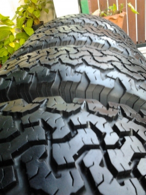 BF All 275/70/16  สวยๆ 1ชุด + BF All 265/75/16 อีก 2 เส้น