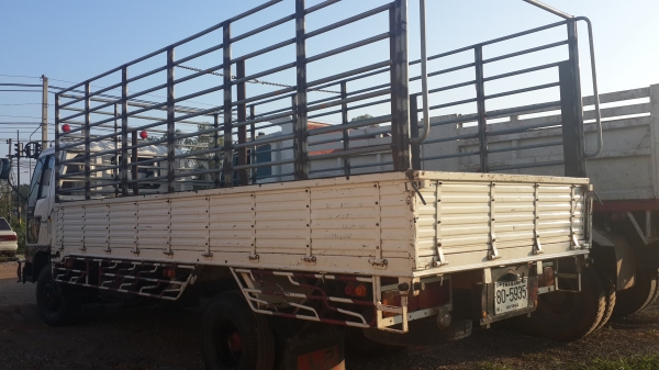 ขายด่วนหกล้อFC4J เครื่องJO5 145แรงสภาพพร้อมใช้สุดๆโทร0801515451