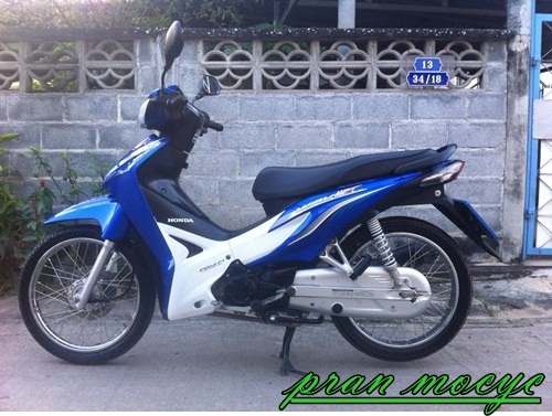 ขายhonda wave 110iสีน้ำเงินขาว ปี2556