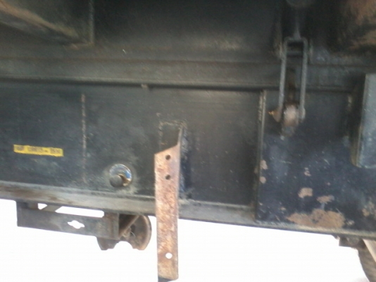 ดั้มสามมิตร  สวย สภาพดี  พร้อมใช้งาน   0815963995