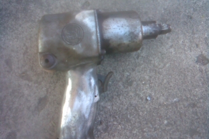 บ็อกลม japan 4หุนสภาพพร้อมใช้งานครับไม่รั่วครับแรงครับตีแจแปนญี่ปุ่นแท้ครับ  ขนาด 4 หุนครับราคานี้คุ้มครับ เบิกใหม่เจ็ดพันกว่าครับรุ่นนี้