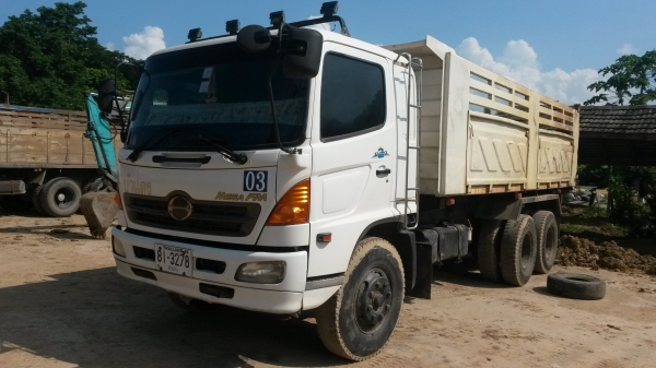 ขายรถ 10 ล้อ HINO MEGA 260 ปี 48 สนใจโทร.081-8846477