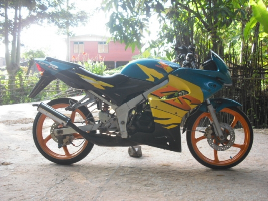 ขายHonda LS125 เครื่องดีไม่เคยปลอกเอกสารพร้อมชุดโอนราคา11,900 บาท