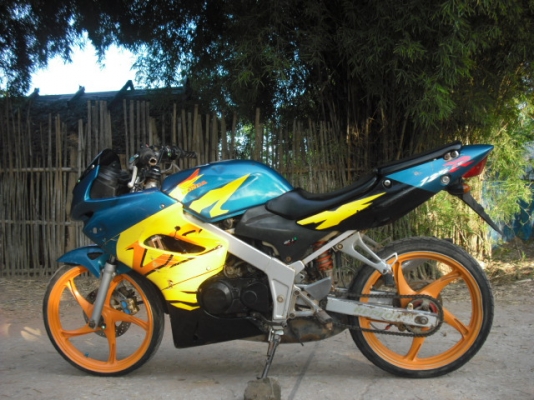 ขายHonda LS125 เครื่องดีไม่เคยปลอกเอกสารพร้อมชุดโอนราคา11,900 บาท