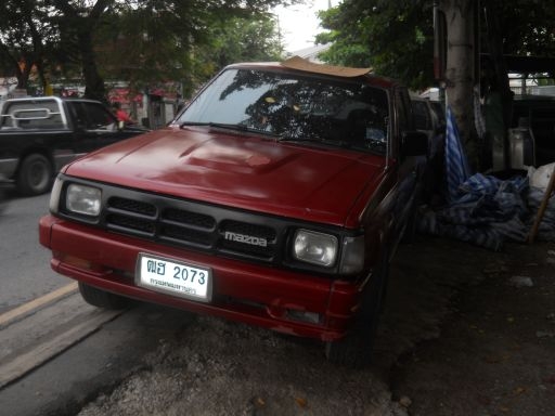 ขาย MAZDA THUNDER เครื่องมังกรดำครับ