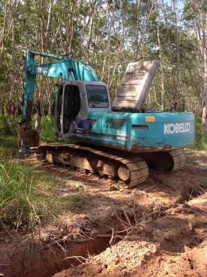 ขายด่วน  แบคโฮ  KOBELCO -SK-200-6E