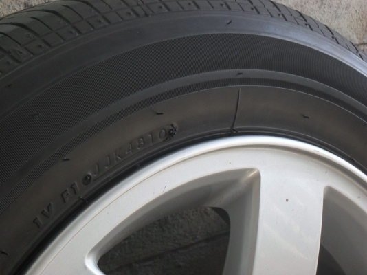 ล้อแม็ก 16นิ้ว 6รู พร้อมยาง สวยๆ 4 ล้อ ราคา 6900 บาท