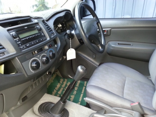 ขายดาวน์ รถบ้าน TOYOTA Hilux Vigo 4x2 C 2500 cc ปี 2012 ใช้น้อย