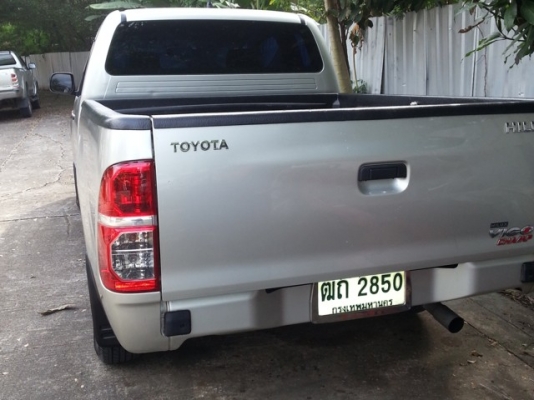 ขายดาวน์ รถบ้าน TOYOTA Hilux Vigo 4x2 C 2500 cc ปี 2012 ใช้น้อย