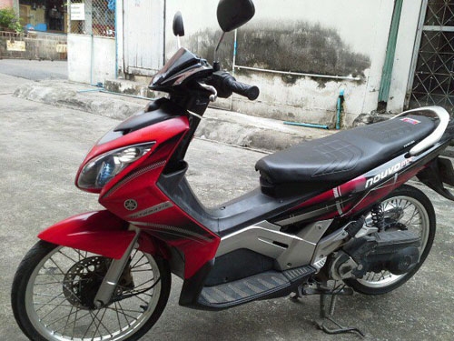 ขายด่วน nouvo mx ปี 50 สีแดง ดำ รถสวย เดิมมากๆ ชุดสีสด เครื่องแน่น ลองขับได้จ้า เอกสารครบ ภาษี พรบ.ไม่หมด