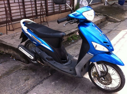 ขายด่วน mio amore ปี 51 สีน้ำเงิน รถบ้าน ภายใน ภายนอกเดิมๆ เครื่องแน่น ไม่หลวม ควันไม่ไหล เอกสารพร้อม เชิญแวะชมก่อนได้จ้า