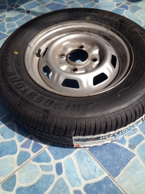 ขายครับ ล้ออ่ะไหล่ ยางบริสโตนใหม่ไม่เคยเหยียบถนนเลย ขอบ 13. 4/100 999 บาท 085-359-4089 กอล์ฟ คร้าฟฟฟฟฟ ของอยู่สายไหมลำลูกกาครับ ขายครับ ล้ออ่ะไหล่ ยางบริสโตนใหม่ไม่เคยเหยียบถนนเลย ขอบ 13. 4/100 999 บาท 085-359-4089 กอล์ฟ คร้าฟฟฟฟฟ ของอยู่สายไหมลำลูกกาครับ