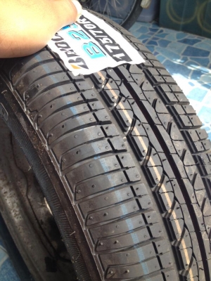 ขายครับ ล้ออ่ะไหล่ ยางบริสโตนใหม่ไม่เคยเหยียบถนนเลย ขอบ 13. 4/100 999 บาท 085-359-4089 กอล์ฟ คร้าฟฟฟฟฟ ของอยู่สายไหมลำลูกกาครับ