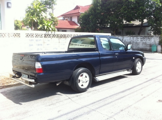 ขาย STRADA 05 2.8 GLX สภาพเดิมๆสวย ขาย STRADA 05 2.8 GLX สภาพเดิมๆสวย