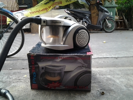 เครื่องดูดฝุ่น เครื่องดูดฝุ่น