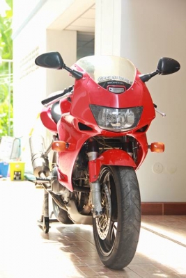 ขาย VTR 1000 ปี 02 สเป็กยุโรปแท้ inv แท้ ภายในอาทิด นี้ 81000