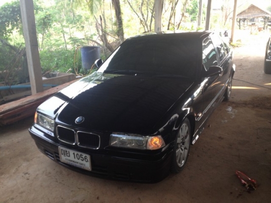 BMW 318i ขายดาวน์ 5,000 บาท