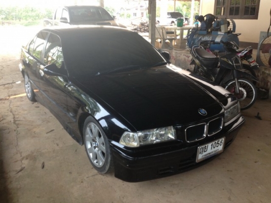 BMW 318i ขายดาวน์ 5,000 บาท