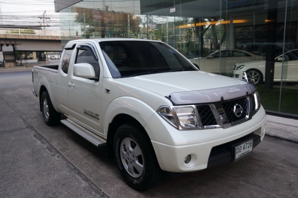 NISSAN NAVARA ปี 2010 cab สีขาว ชุดแต่งครบ เครื่อง ช่วงล่างดี แอร์เย็น รถสวย พร้อมใช้งาน ราคาโดนใจ ฟรีดาวน์ จัดไฟแนท์ได้เต็ม
