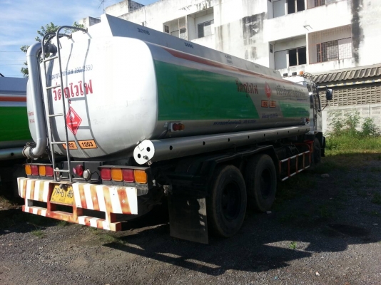 ขายรถ ISUZU 10 ล้อ บรรทุกน้ำมัน 210 แรงม้า