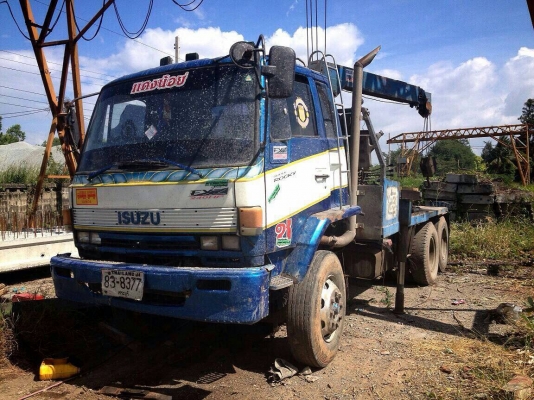 ขายรถ ISUZU ติดเครน 3 ตัน เครื่อง240แรง