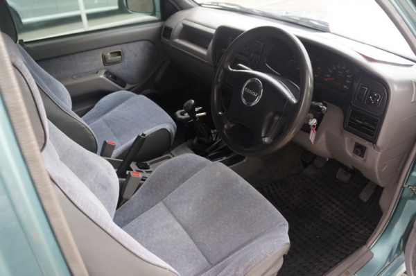 ISUZU DRAGON EYE cab เครื่อง 2500 ปี 2001 ตัว TOP กระจกไฟฟ้า รถเดิม แอร์เย็น เครื่องเดิม+ช่วงล่างสมบูรณ์ รถขับดีมาก สีสวย ฟรีดาวน์ จัดไฟแนท์ได้เต็ม ISUZU DRAGON EYE cab เครื่อง 2500 ปี 2001 ตัว TOP กระจกไฟฟ้า รถเดิม แอร์เย็น เครื่องเดิม+ช่วงล่างสมบูรณ์ รถขับดีมาก สีสวย ฟรีดาวน์ จัดไฟแนท์ได้เต็ม