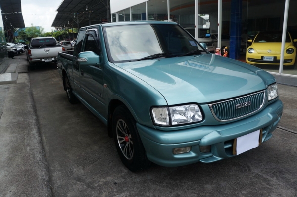 ISUZU DRAGON EYE cab เครื่อง 2500 ปี 2001 ตัว TOP กระจกไฟฟ้า รถเดิม แอร์เย็น เครื่องเดิม+ช่วงล่างสมบูรณ์ รถขับดีมาก สีสวย ฟรีดาวน์ จัดไฟแนท์ได้เต็ม ISUZU DRAGON EYE cab เครื่อง 2500 ปี 2001 ตัว TOP กระจกไฟฟ้า รถเดิม แอร์เย็น เครื่องเดิม+ช่วงล่างสมบูรณ์ รถขับดีมาก สีสวย ฟรีดาวน์ จัดไฟแนท์ได้เต็ม