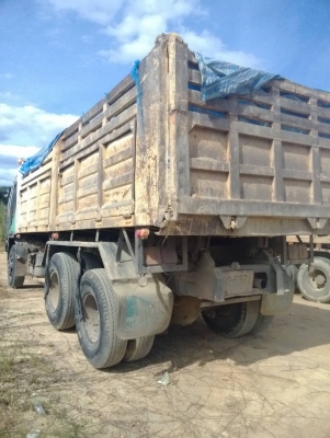 HINO FM1M รถสวยพร้อมใช้ เครื่อง 220 แรง เกียร์เดิม หัวบางเดิม คัสชีสวย ภาษีเต็ม HINO FM1M รถสวยพร้อมใช้ เครื่อง 220 แรง เกียร์เดิม หัวบางเดิม คัสชีสวย ภาษีเต็ม