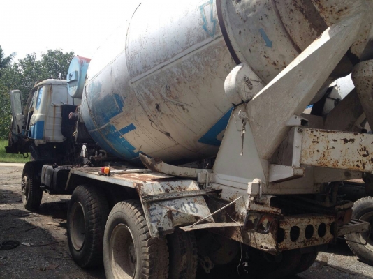 ขายรถโม่ปูน NISSAN 5 คิว