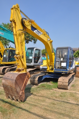 รถแบคโฮเก่าญี่ปุ่น Kobelco SK100-1