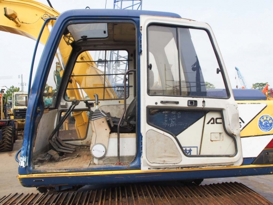 รถแบคโฮเก่าญี่ปุ่น Kobelco SK100-1