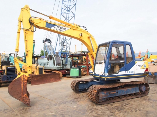 รถแบคโฮเก่าญี่ปุ่น Kobelco SK100-1