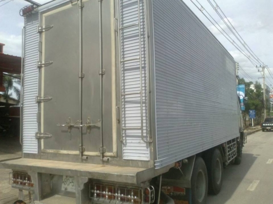 HINO F18 ตู้ปลา