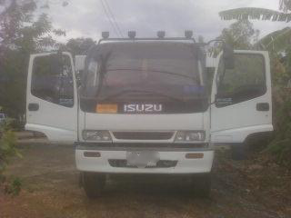 ขายรถบรรทุกสิบล้อดั๊มพ์ Isuzu euro 1 เครื่อง 270 แรง ปี 44 กระบะสามมิตร ลูก 2 คาน ขายรถบรรทุกสิบล้อดั๊มพ์ Isuzu euro 1 เครื่อง 270 แรง ปี 44 กระบะสามมิตร ลูก 2 คาน
