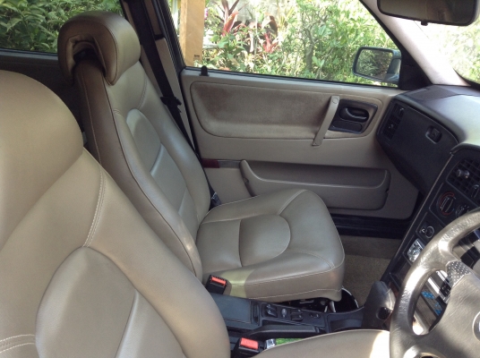 ขายเบาะ saab ทรงสวยสภาพดีคู่ละ 3500 บาท