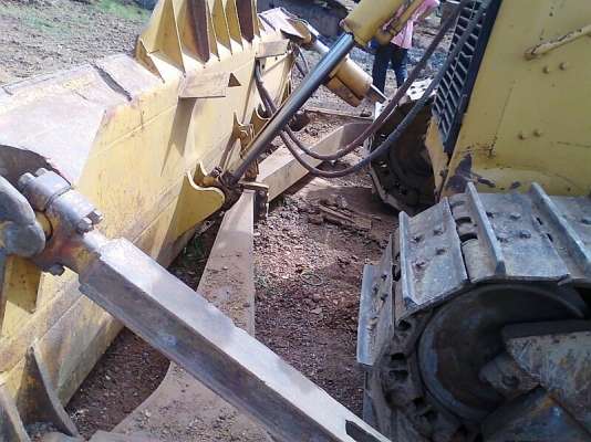 รถแทรคเตอร์ CAT D6 H มีเอกสารใบอินวอยล์ จดทะเบียนได้ทันที รถสวยราคาต่อรองได้