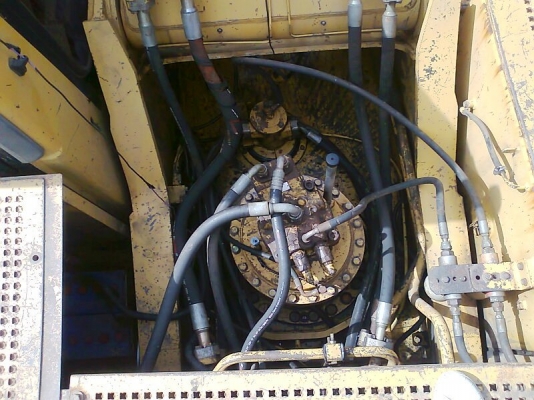 รถแบคโฮ CAT 330 B รถสวย มีใบอินวอยล์ จดทะเบียนได้