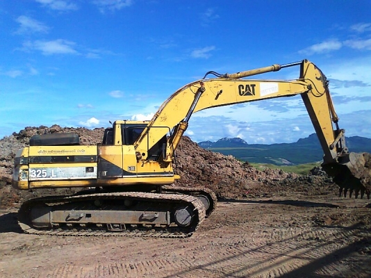 รถแบคโฮ CAT 325 L รถสวยมีใบอินวอยล์ จดทะเบียนได้