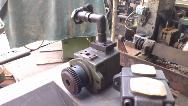 Sell> ปั้มไฮดรอลิคมือสอง ราคาถูก ยี่ห้อ Yuken เป็น Vane Pump ครับ กำแพงแสน นครปฐม