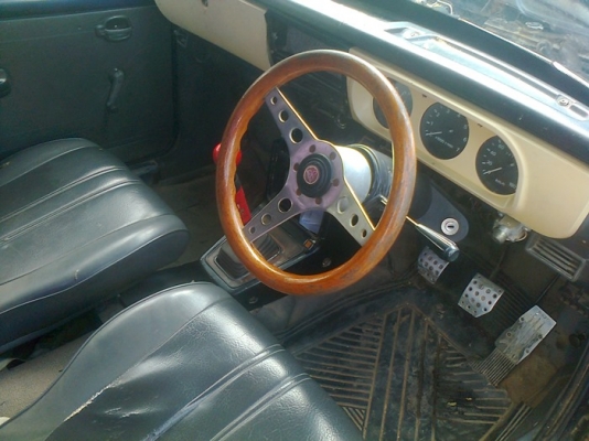 ขายมาสด้าแฟมมิเลีย แคปเล็ก 5 เกียร์ พร้อมใช้งาน ขายมาสด้าแฟมมิเลีย แคปเล็ก 5 เกียร์ พร้อมใช้งาน