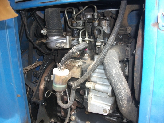 รถเกี่ยวข้าวเล็กอิเซกิ ISEKI