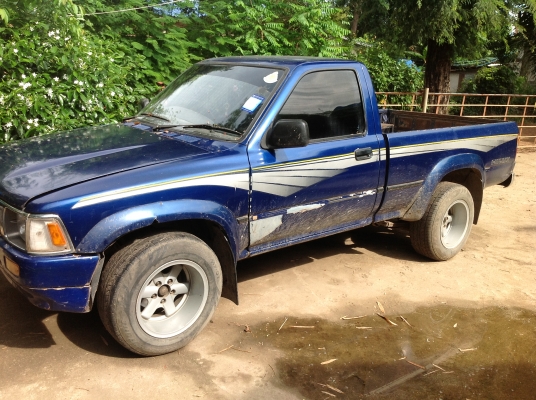 TOYOTA HILUX MIGHTY-X1.8 ชั่งสั่นของหายาก TOYOTA HILUX MIGHTY-X1.8 ชั่งสั่นของหายาก