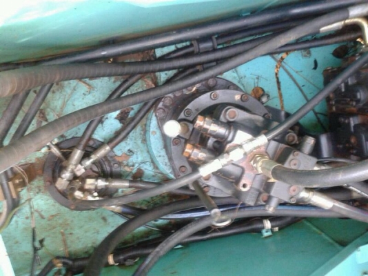 รถแบคโฮ KOBELCO YN - 11 ( รถทำงาน 8,200 ซม. ) สนใจติดต่อ 081 - 6079515 รถแบคโฮ KOBELCO YN - 11 ( รถทำงาน 8,200 ซม. ) สนใจติดต่อ 081 - 6079515