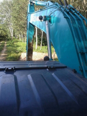 รถแบคโฮ KOBELCO YN - 11 ( รถทำงาน 8,200 ซม. ) สนใจติดต่อ 081 - 6079515 รถแบคโฮ KOBELCO YN - 11 ( รถทำงาน 8,200 ซม. ) สนใจติดต่อ 081 - 6079515