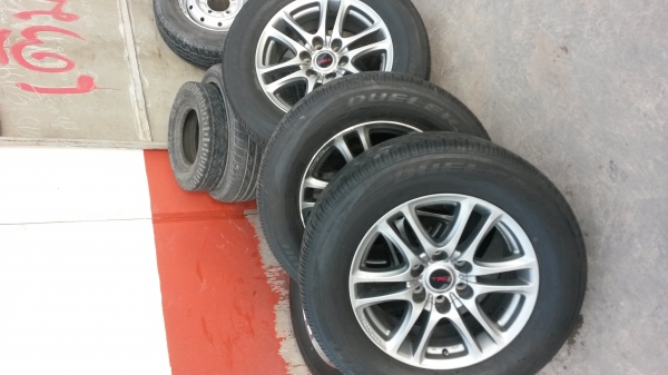 ขายแม็ก ฟอร์จูนเนอร์TRD3 พร้อมยางขอบ18 บริดโตน