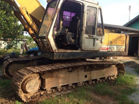 รถแบคโฮ KATO 200. สนใจติดต่อ 081 - 6079515