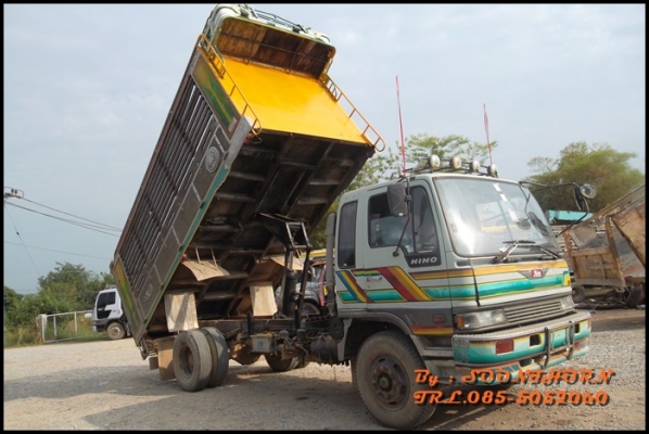 ขายด่วน รถบรรทุก 6 ล้อ HINO FF3H 195 แรง (รถห้างแท้)  ดั้มเกษตร สภาพเดิมๆสวย พร้อมใช้งาน ราคาสุดคุ้ม