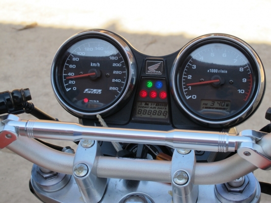 Honda cb 1300 ปี 05 ทะเบียนแท้ Honda cb 1300 ปี 05 ทะเบียนแท้