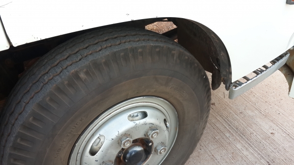 ขายด่วนหกล้อ HINO MECA FC4JJPA 145แรง สภาพพร้อมใช้สุดๆ เอกสารพร้อมราคาถูกรีบจองโทร0801515451