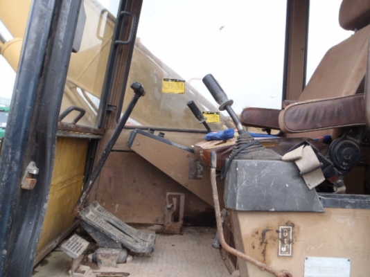 ขายด่วน CAT E120B นำเข้าจากญี่ปุ่น สภาพสวย เครื่องปั้มดี ไฟฟ้าครบ สภาพเดิมๆๆ แทรค 70 มาถึงไทยแล้วจ้า ขายด่วน CAT E120B นำเข้าจากญี่ปุ่น สภาพสวย เครื่องปั้มดี ไฟฟ้าครบ สภาพเดิมๆๆ แทรค 70 มาถึงไทยแล้วจ้า